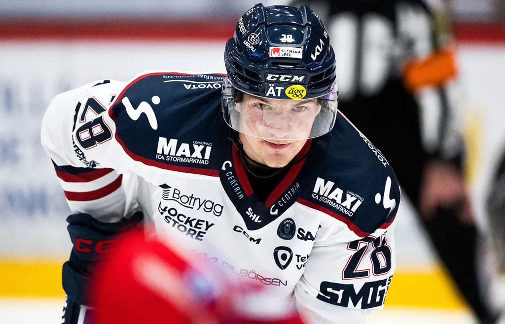 Olle Strandell bytte från HV71 till Linköping under säsongen