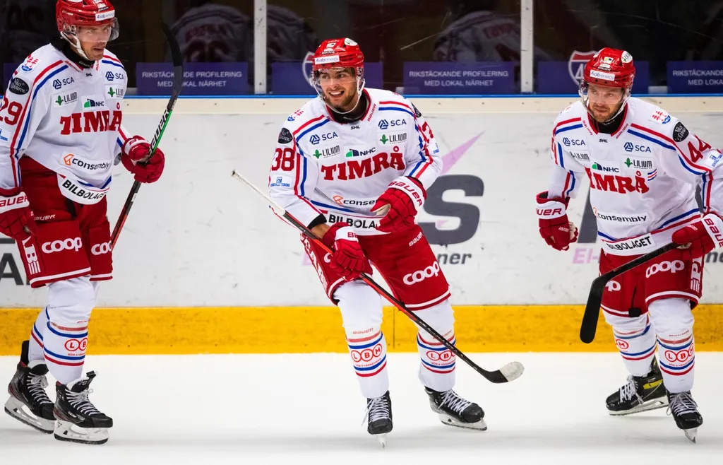 Jacob Olofsson i en match med Timrå 2021.