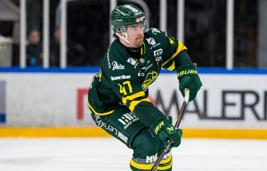 Marcus Björk har laget i hårdträning inför SHL-återkomsten.