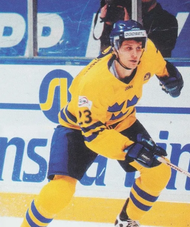 Andreas Salomonsson i landslagströjan.