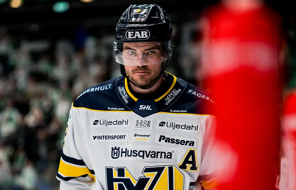 Oscar Engsund har ryktats kunna vara på väg bort från HV71