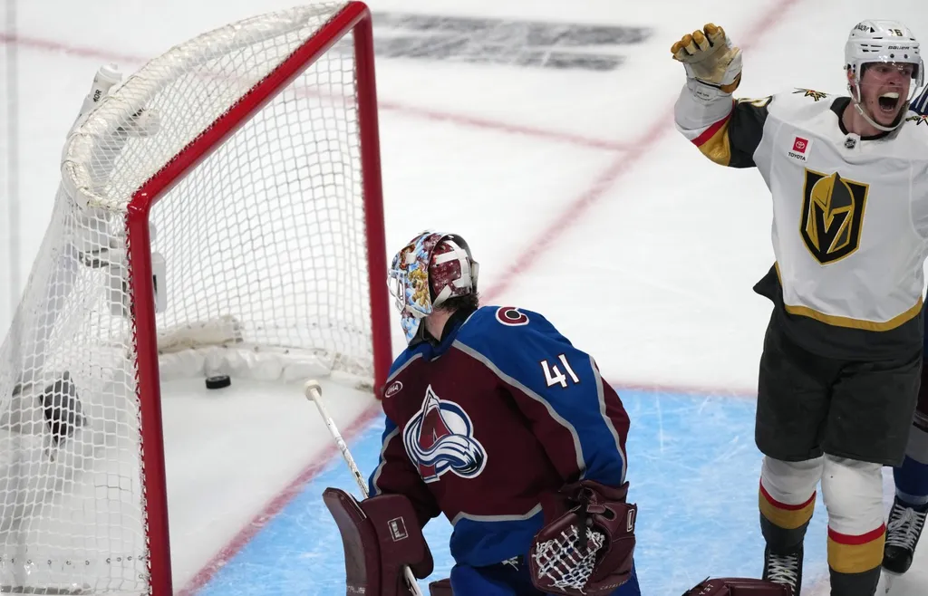 Pavel Dorofejev jublar efter Ivan Barbasjevs matchvinnande 2–1-mål