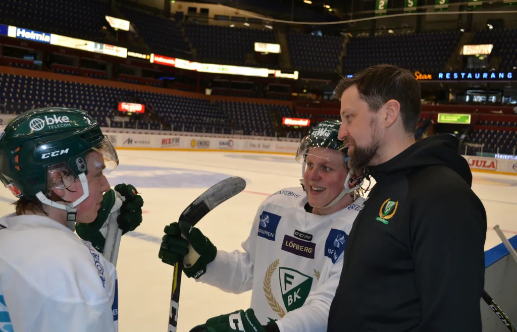 Pelle Prestberg var tidigare verksam i Färjestad