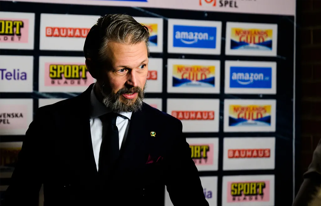 Rickard Wallin behöver värva
