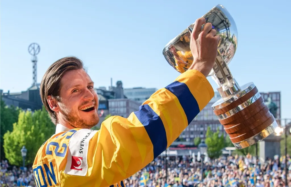 Oliver Ekman-Larsson har två VM-guld