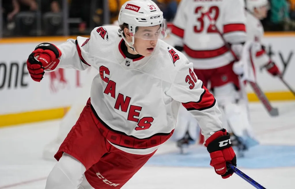 Felix Unger Sörum väntar på NHL-debuten