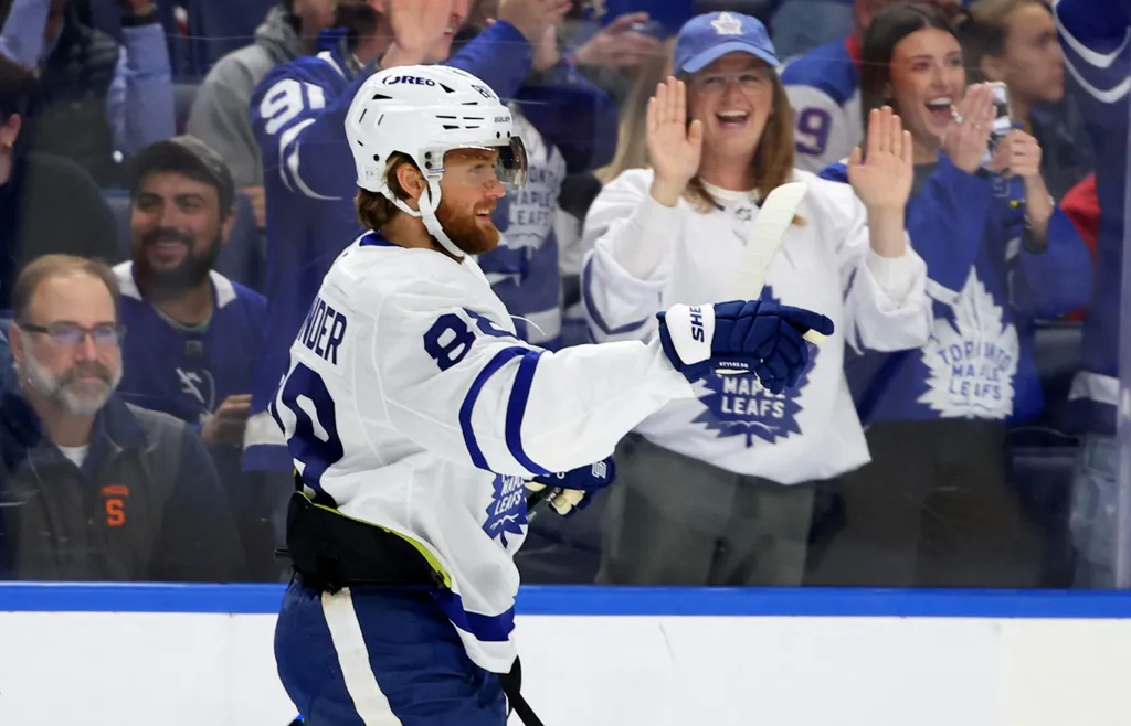 William Nylander comeback