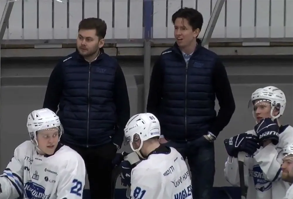 Tobias Jansson och William Cederstam fortsätter på tränarbänken i Ö-vik