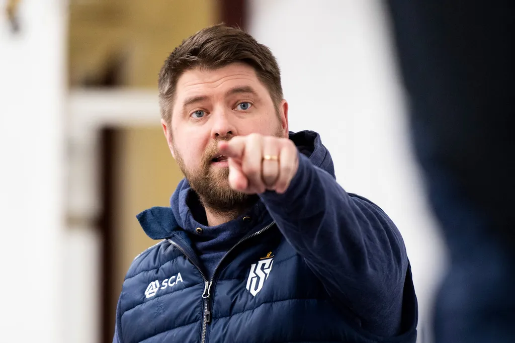 Jonas Lindström jobbar metodiskt som tränare och sportchef i Sundsvall