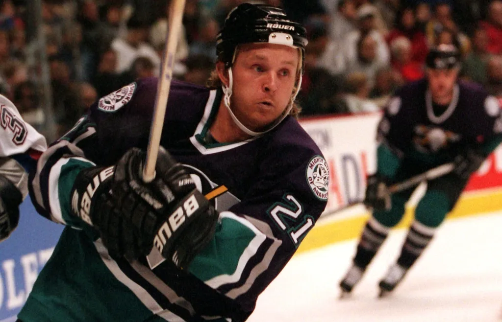 Espen Knutsen i Anaheim-tröjan 1997