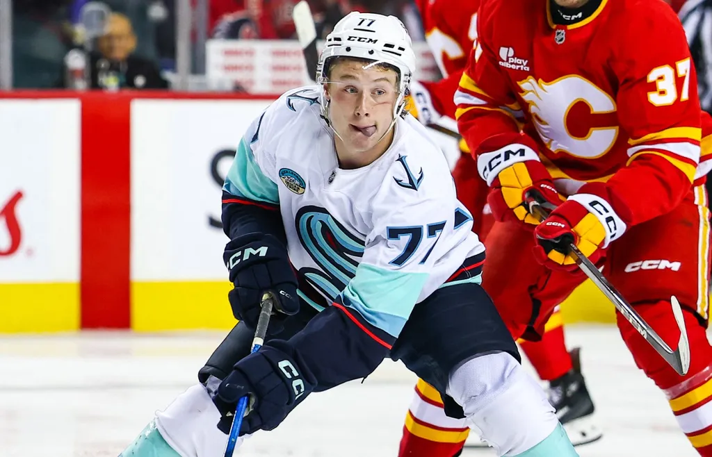 Berkly Catton är Seattles stora framtidsnamn – kan han ta en NHL-tröja redan i år?