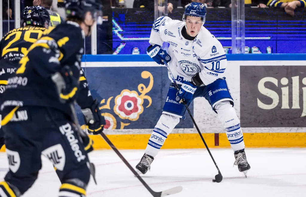 Pax Kleffner har fått speltid i båda Leksands matcher under säsongsupptakten.