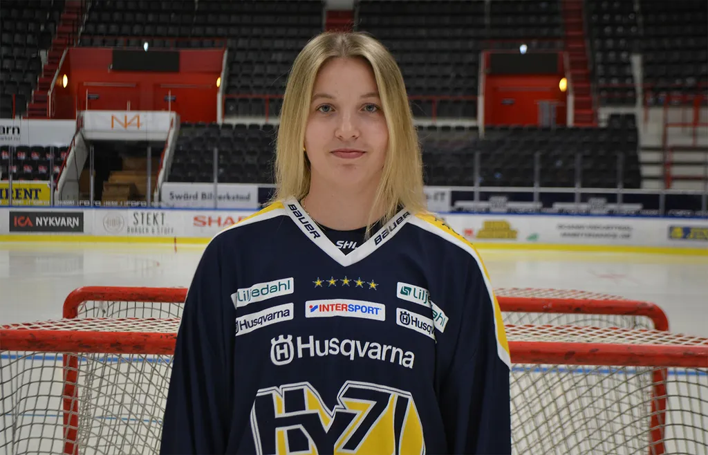 Beatrice Hjälm har anslutit till HV71 från Södertälje