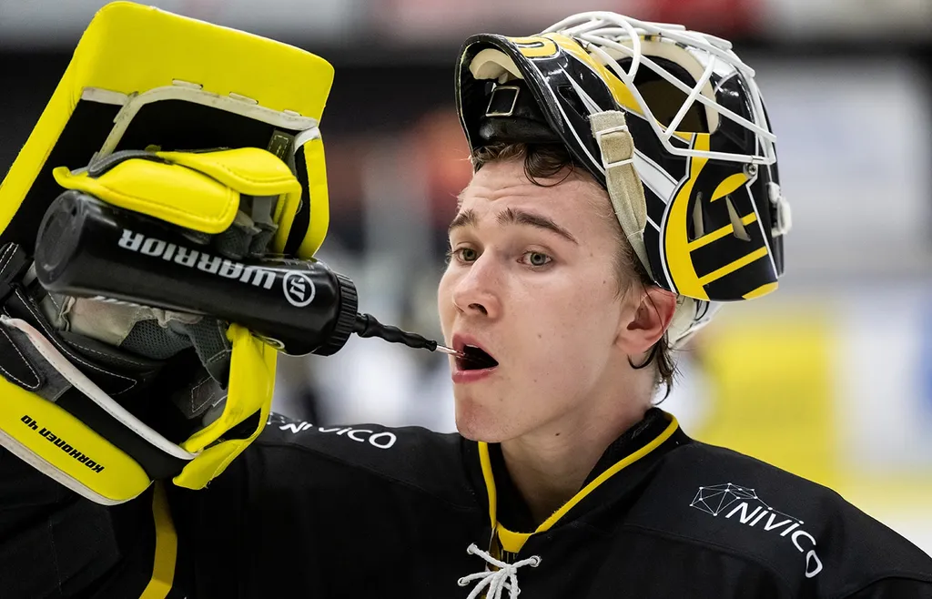 Kan Rasmus Korhonen vara den stabila målvakten som VIK söker?