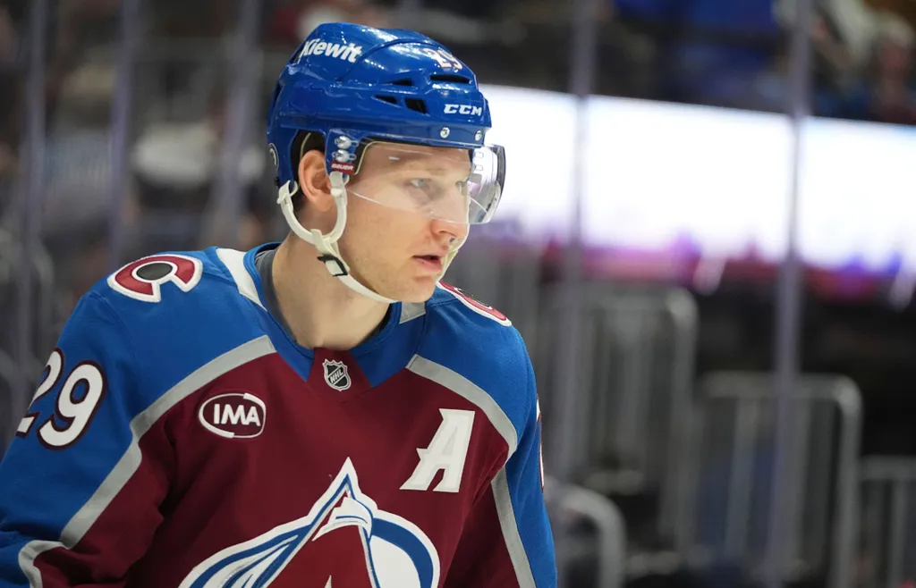 Nathan MacKinnon fortsätter att vara en av ligans bästa spelare