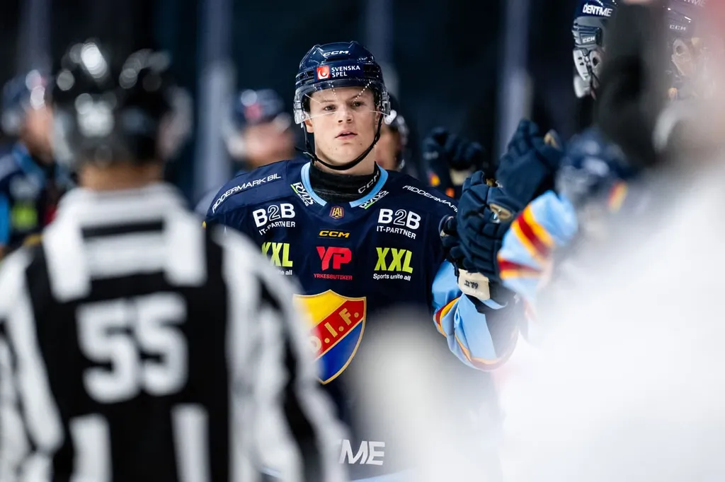 Hampus Larsson är den senaste i raden av spelare som Hanviken exporterat till Djurgården