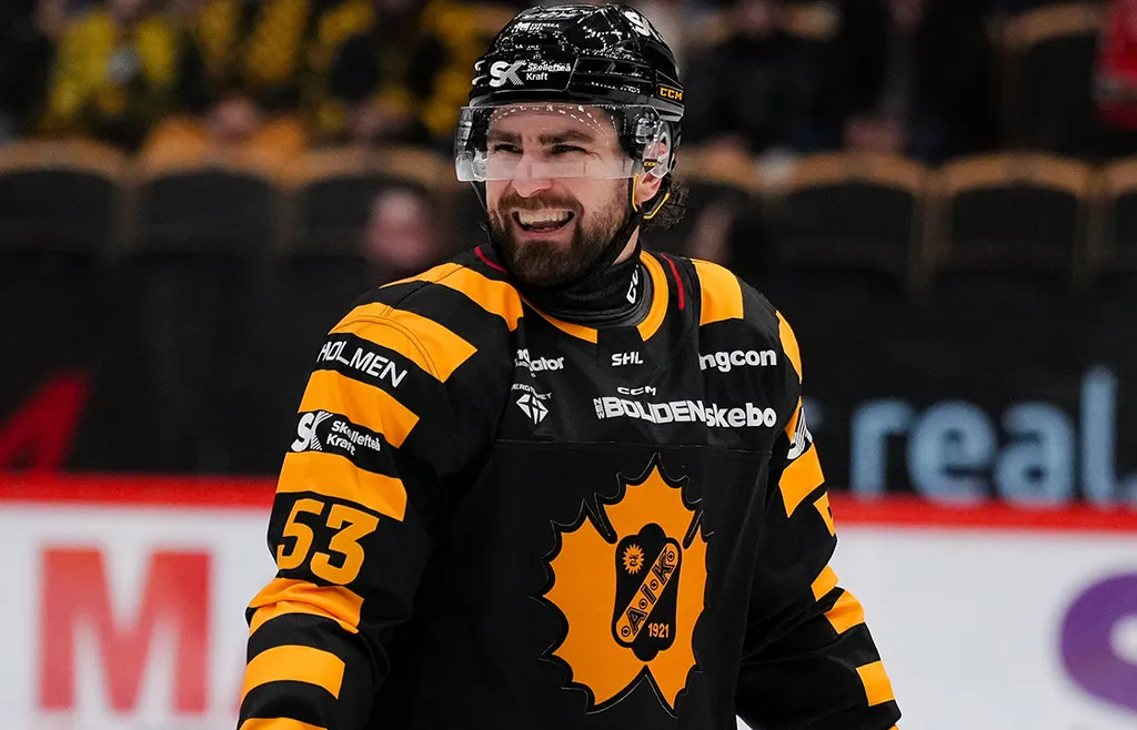 Luke Witkowski.