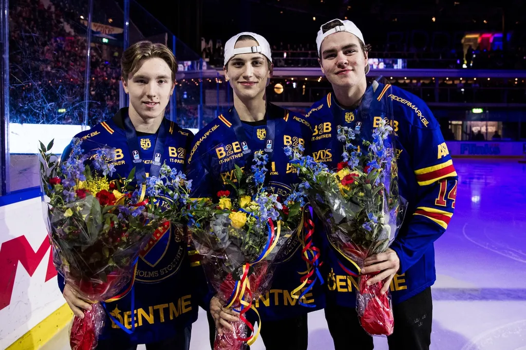 Viggo Björck, Victor Eklund och Anton Frondell, tre hyfsade hockeytalanger tycker Joey