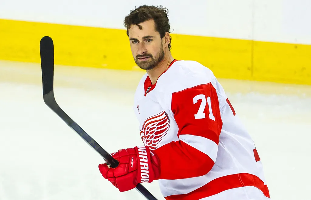 Dylan Larkin petas av Detroit i väntan på en trejd till en annan klubb. 