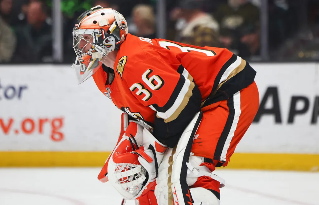 John Gibson blev kvar i Anaheim