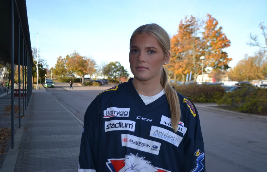 Elsa Blårand spelar i dag i Linköping i SDHL.