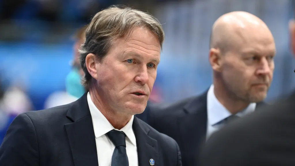 Johan Garpenlöv har varit tränare både för Djurgården och för Tre Kronor.