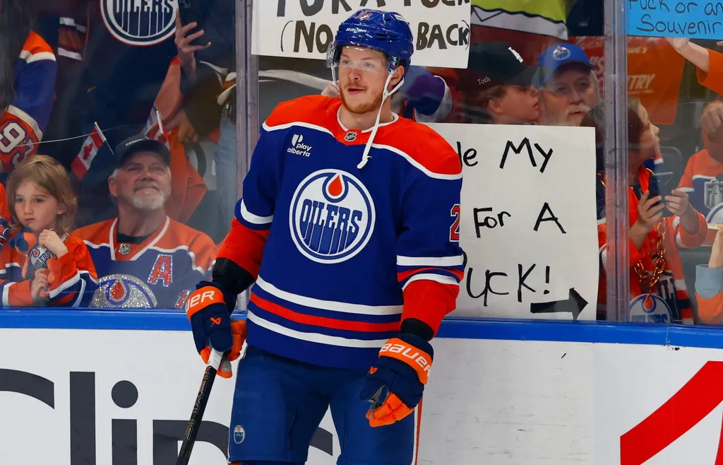 Trent Frederic fick ett långtidskontrakt med Edmonton Oilers