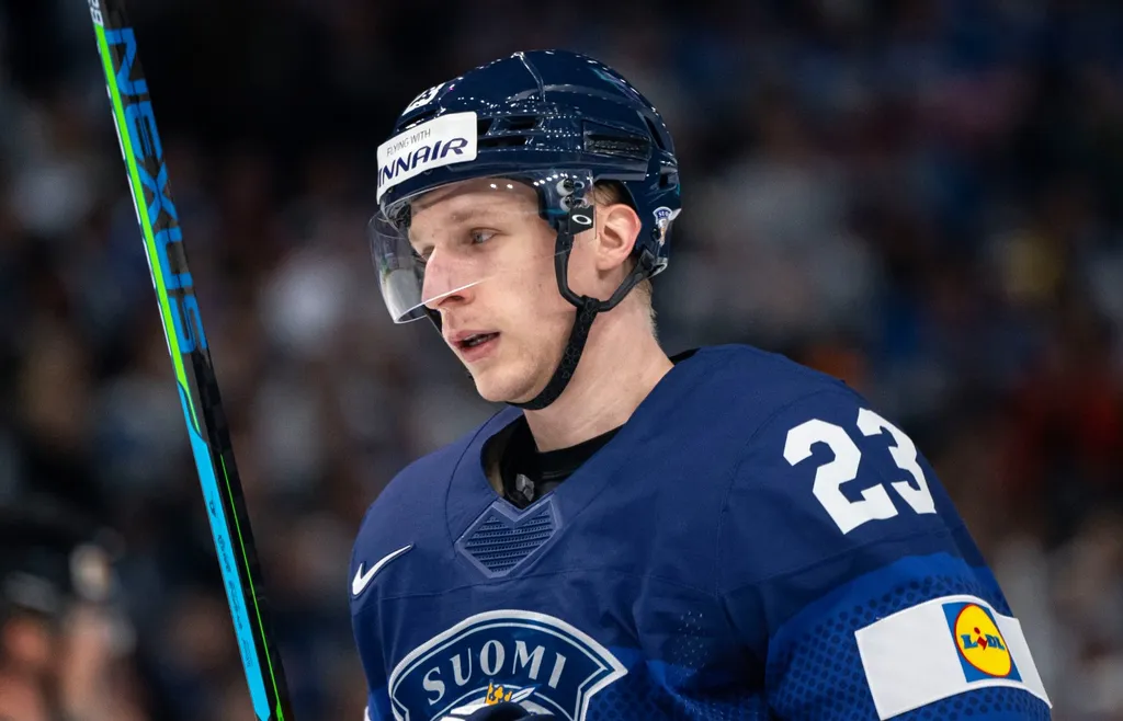 Esa Lindell kommer att logga tunga minuter i Milano