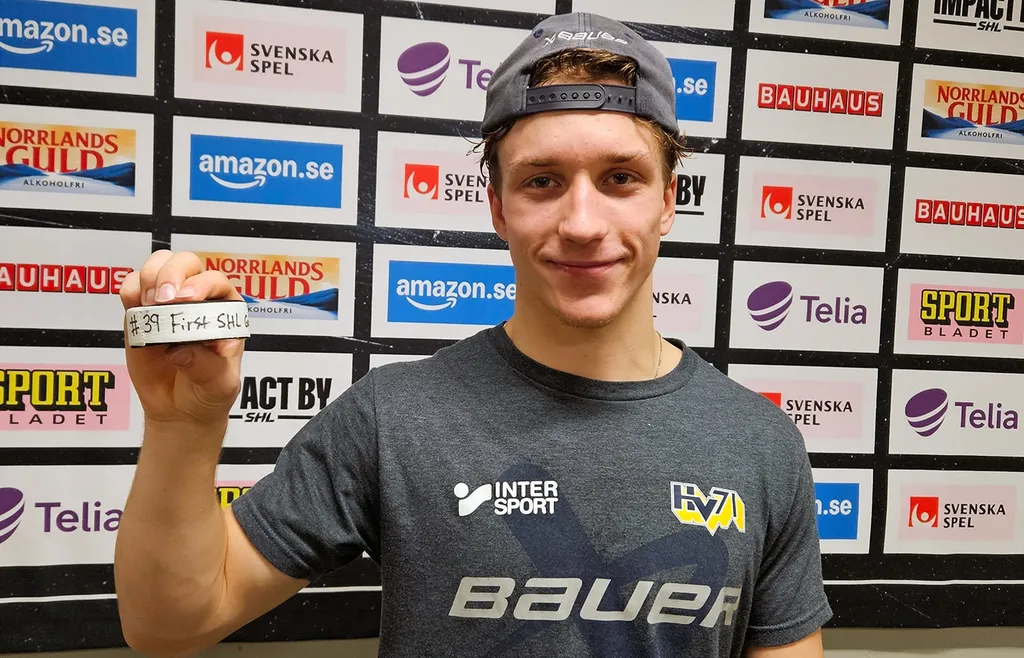 Jamiro Reber efter sitt första SHL-mål