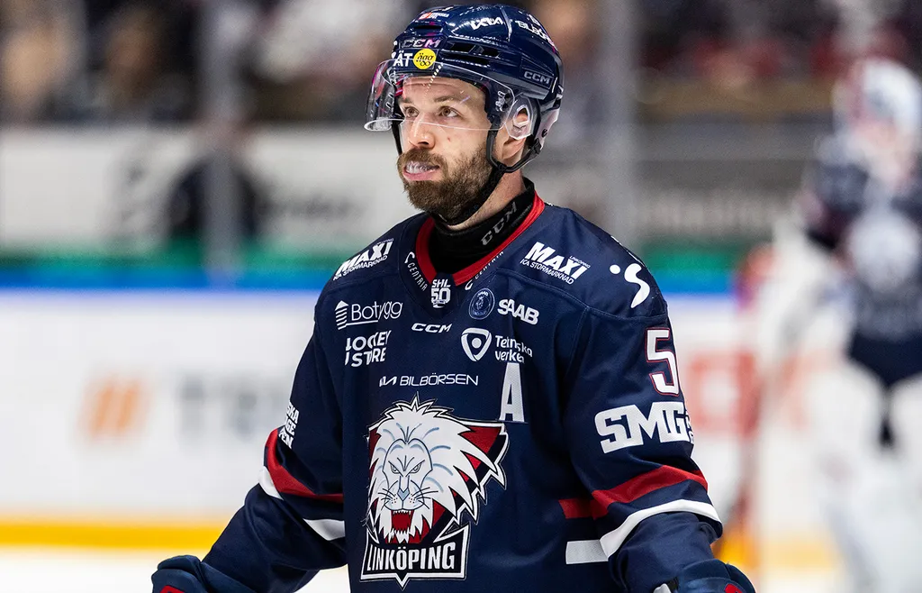Det var länge oklart om Oscar Fantenberg skulle spela något mer över huvud taget