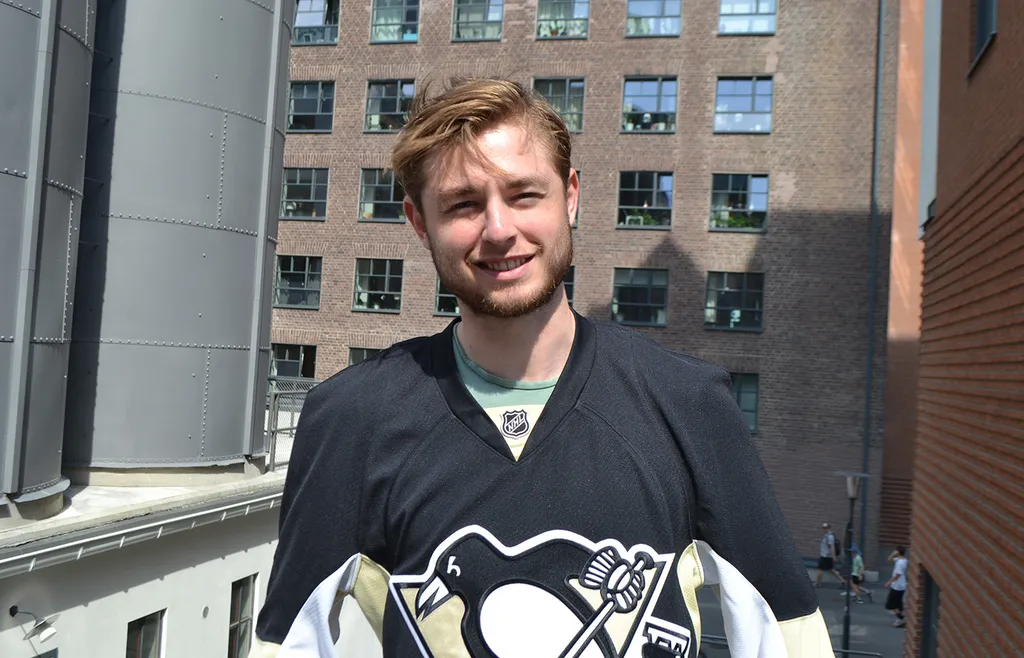 Filip innan avresan till Pittsburgh