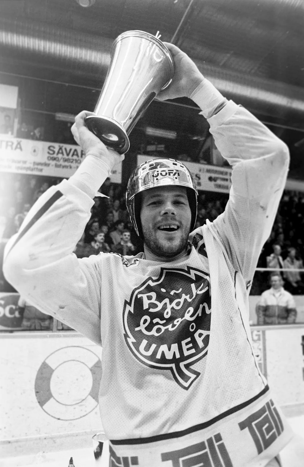 Peter Andersson efter SM-guldet 1987.
Foto: Bildbyrån