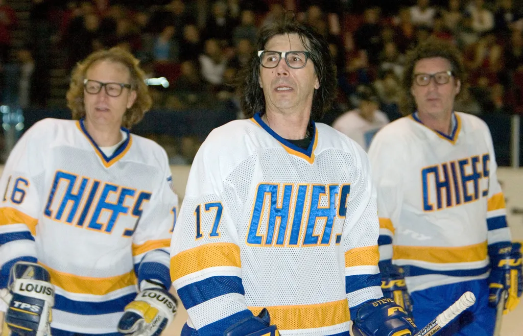 Bröderna Hanson från Slap Shot-filmerna.