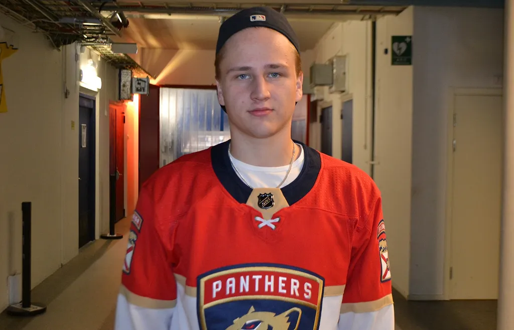 Albert Wikman tillhör Stanley Cup-mästaren Florida Panthers