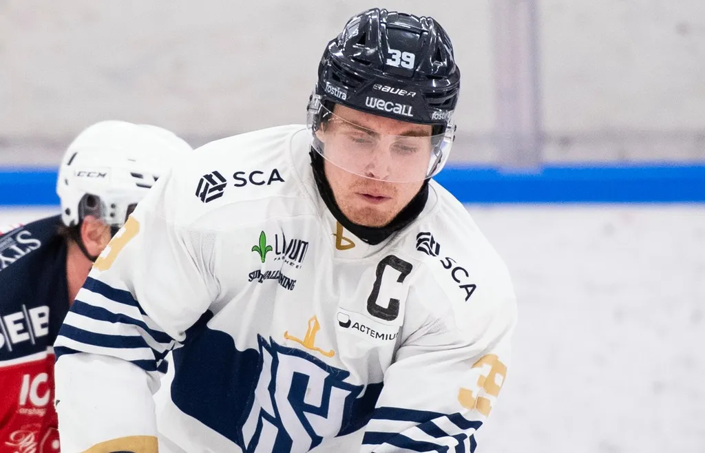 Nils Nordh sköt Sundsvall till final i Hockeyettan Norra med ett hattrick i avgörande matchen mot Brödernas.