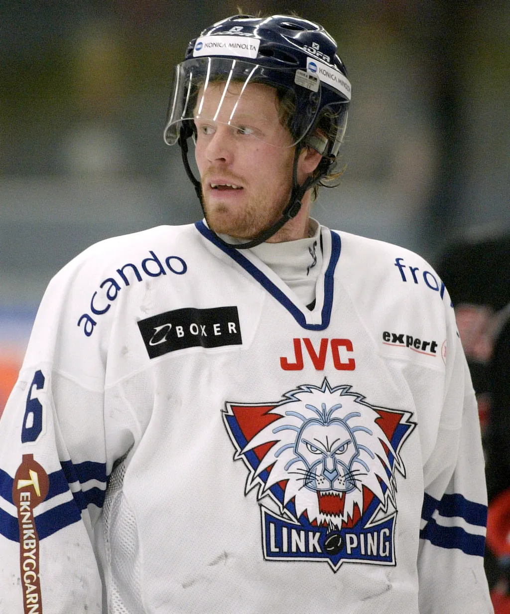 040115 Ishockey, Elitserien: Johan Franzén, Linköping, Bildbyrån