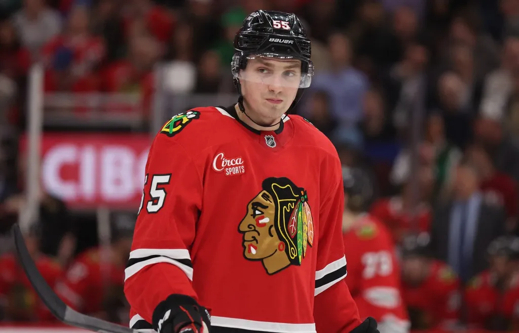 2024 års drafttvåa Artiom Levsjunov väntas ta en ordinarie NHL-tröja i vinter