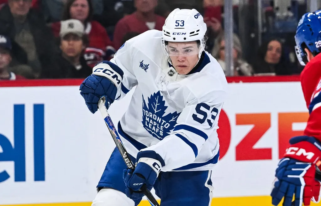 Easton Cowan knackar på dörren till NHL