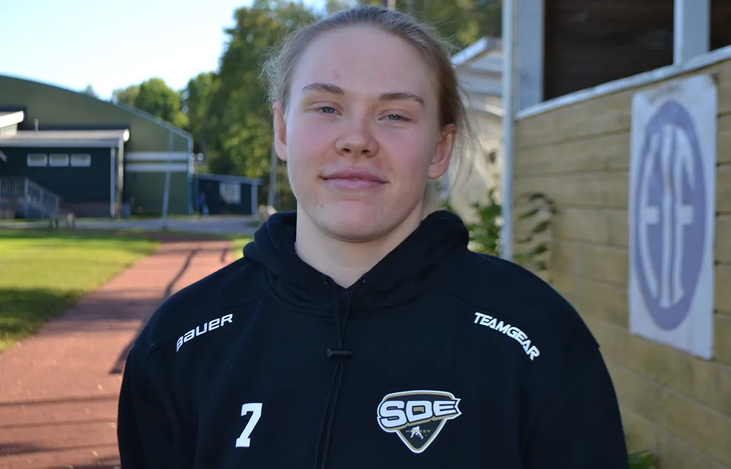 Ella Sköldebäck.