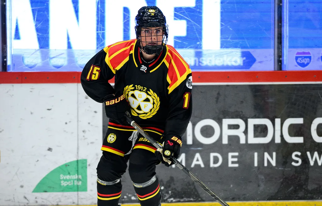 Lova Blom i Brynäströjan.
Foto: Bildbyrån.