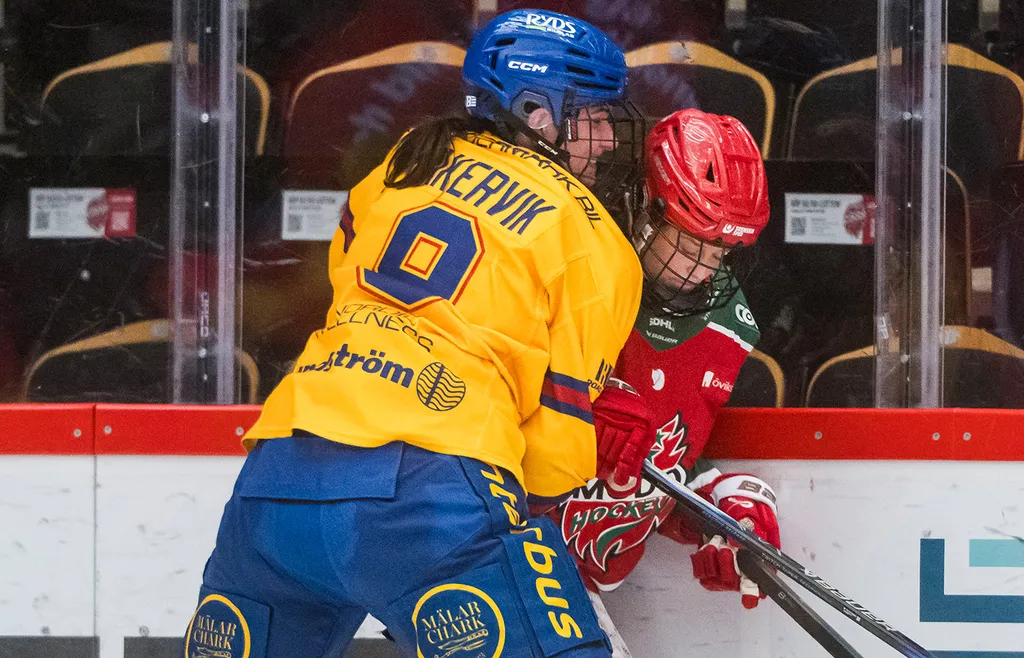 Charlotte Akervik förlänger sitt kontrakt med Djurgården. 