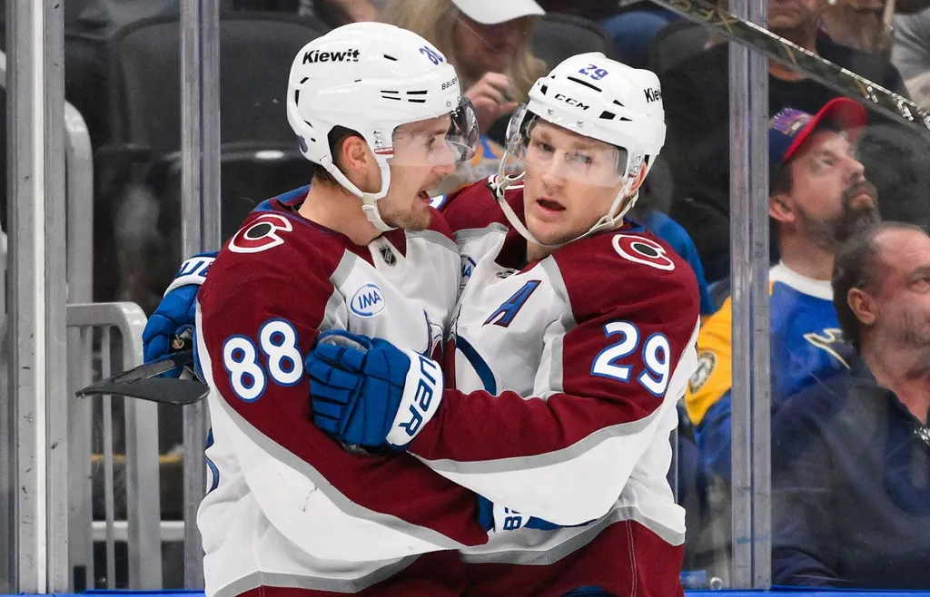 Nathan MacKinnon Rocket Richard Trophy 2026