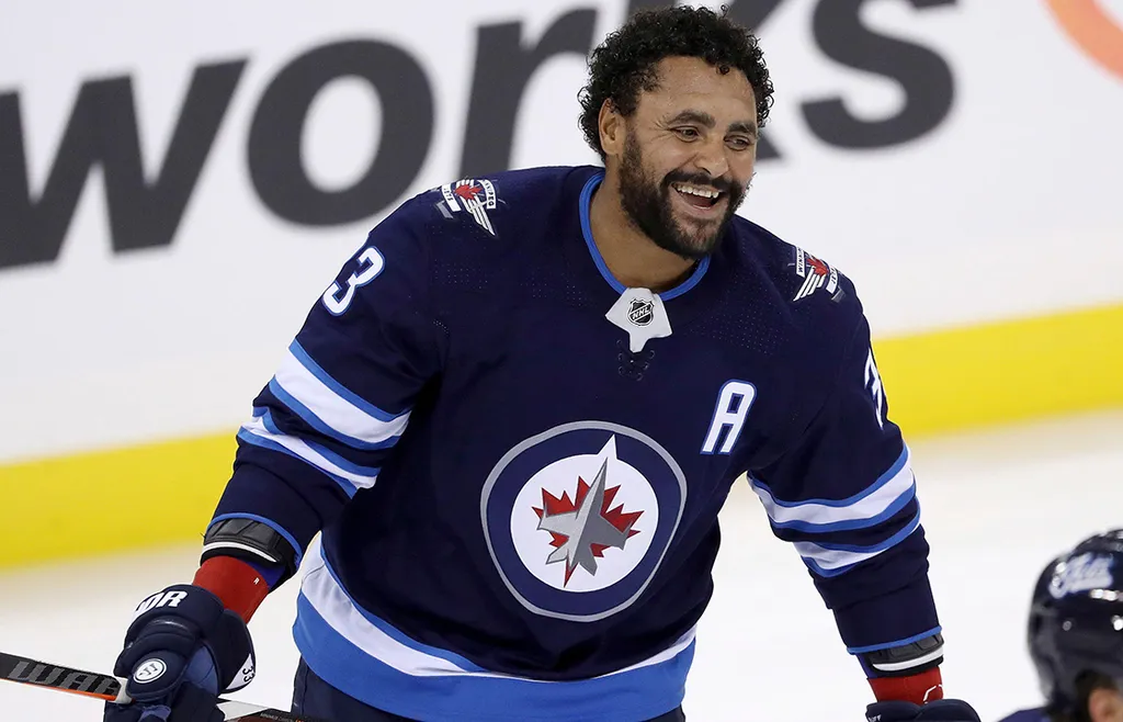 Dustin Byfuglien.