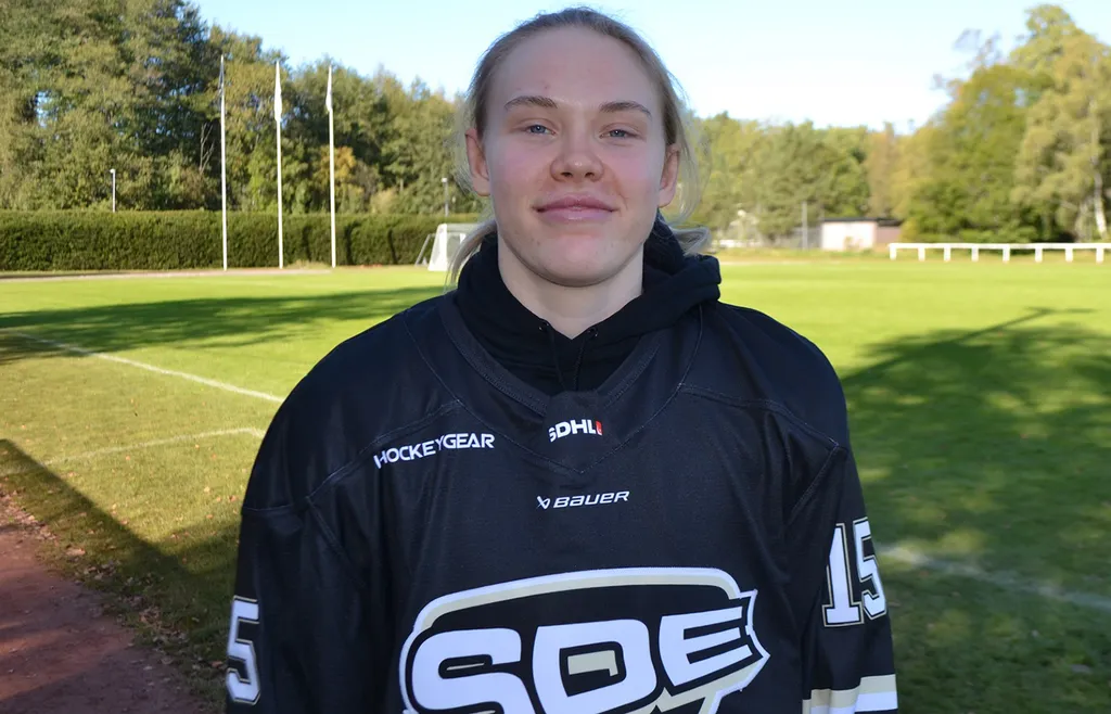 Ella Sköldebäck.