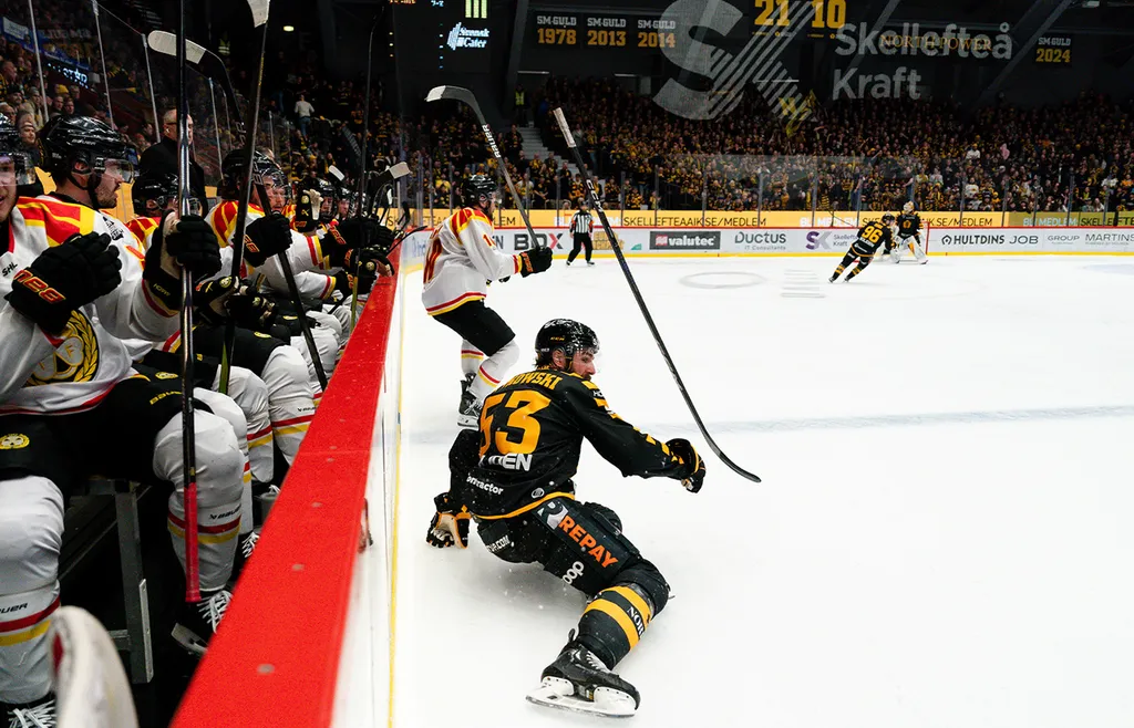 Johan Larsson och Luke Witkowski - från motståndare till lagkompisar