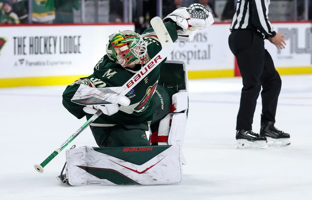 Jesper Wallstedt har firat en hel del i NHL sista tiden