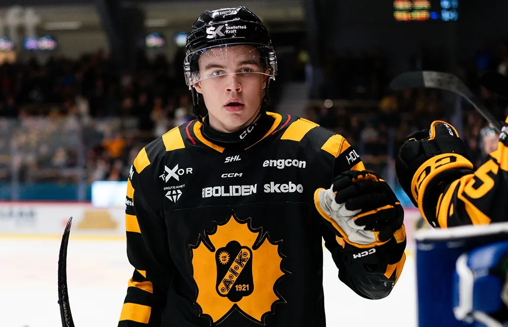 Axel Sandin Pellikka blev inte uttagen till Tre Kronors lag