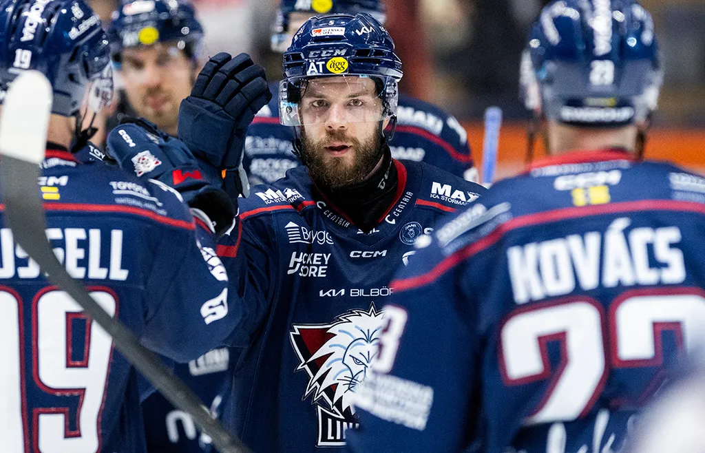 Oscar Fantenberg fortsätter att bära Linköping på sina axlar