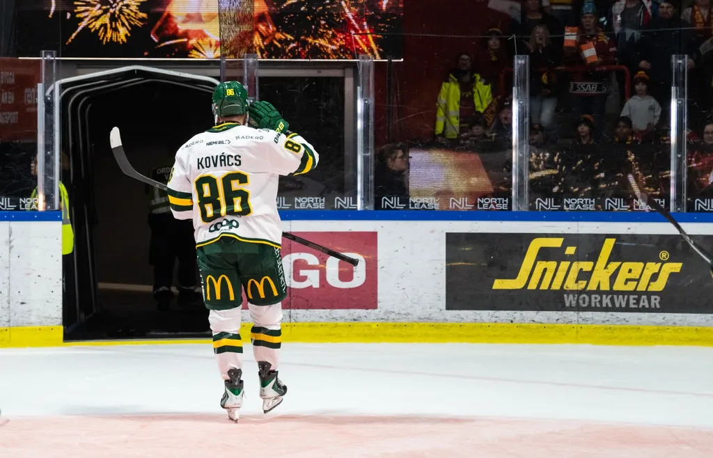 Robin Kovacs häcklades ännu en gång av Luleå-supportrarna.
Foto: Bildbyrån
