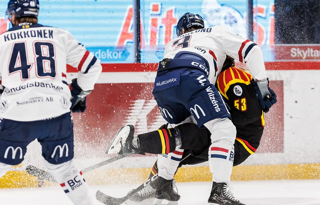 Edvin Hammarlund får Luke Witkowski på fall